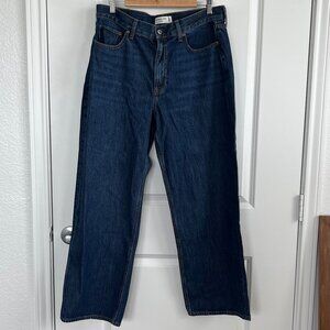 ABERCROMBIE & FITCH~ High Rise Loose Blue Jean, Relaxed Fit, Size 31/12s